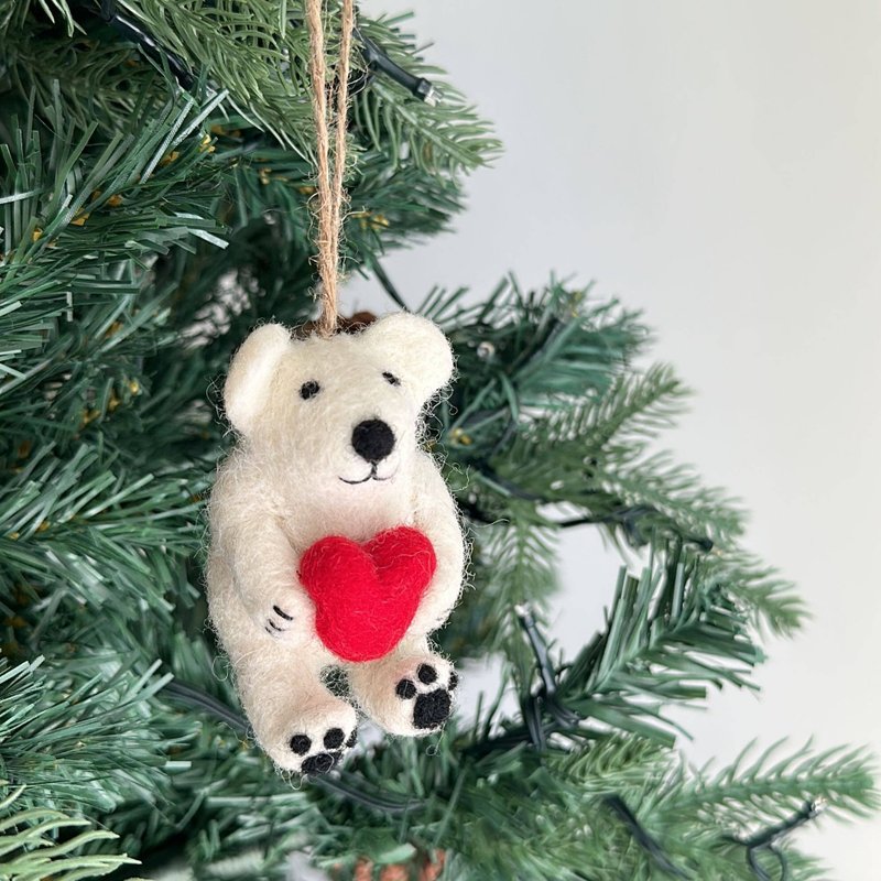 Christmas tree hanging polar bear hugging heart Christmas decoration wool felt Christmas hanging ornaments Christmas decoration - ของวางตกแต่ง - ขนแกะ 