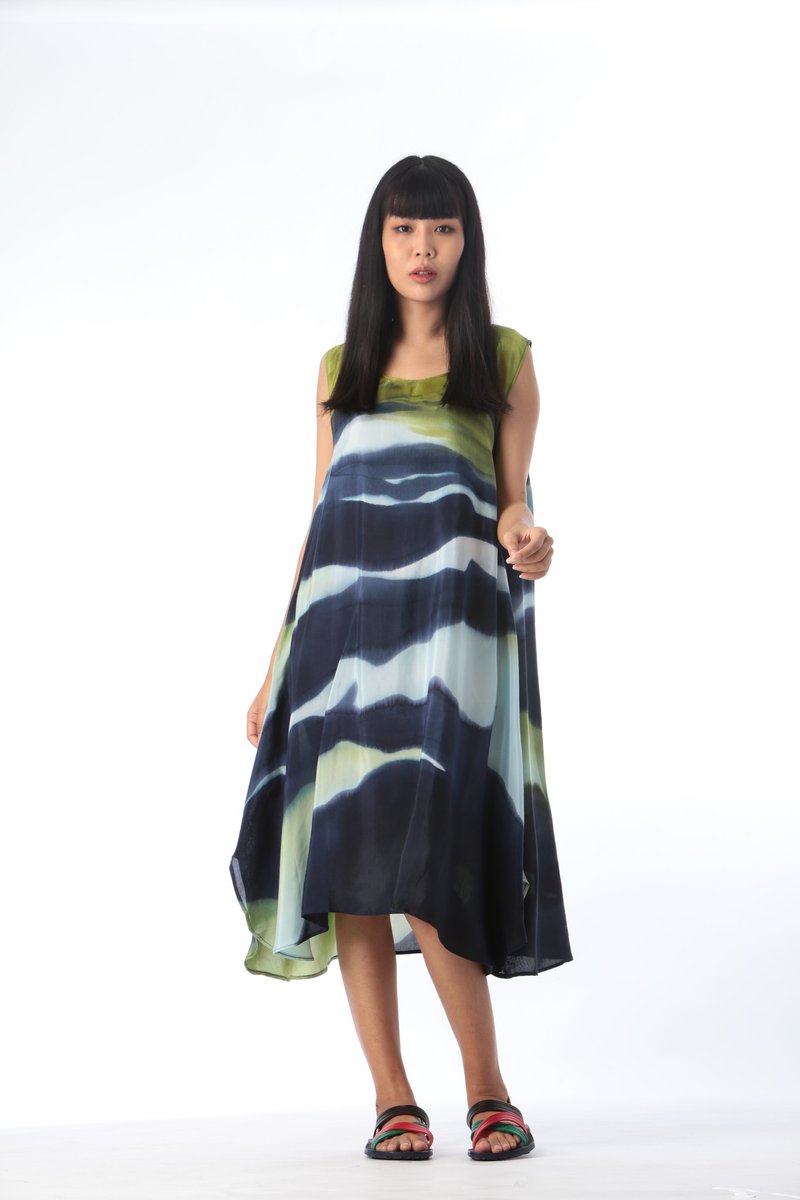 Dress Hand Paint Soft Cotton Silk for Yoga Vacation Holidays - 洋裝/連身裙 - 棉．麻 藍色