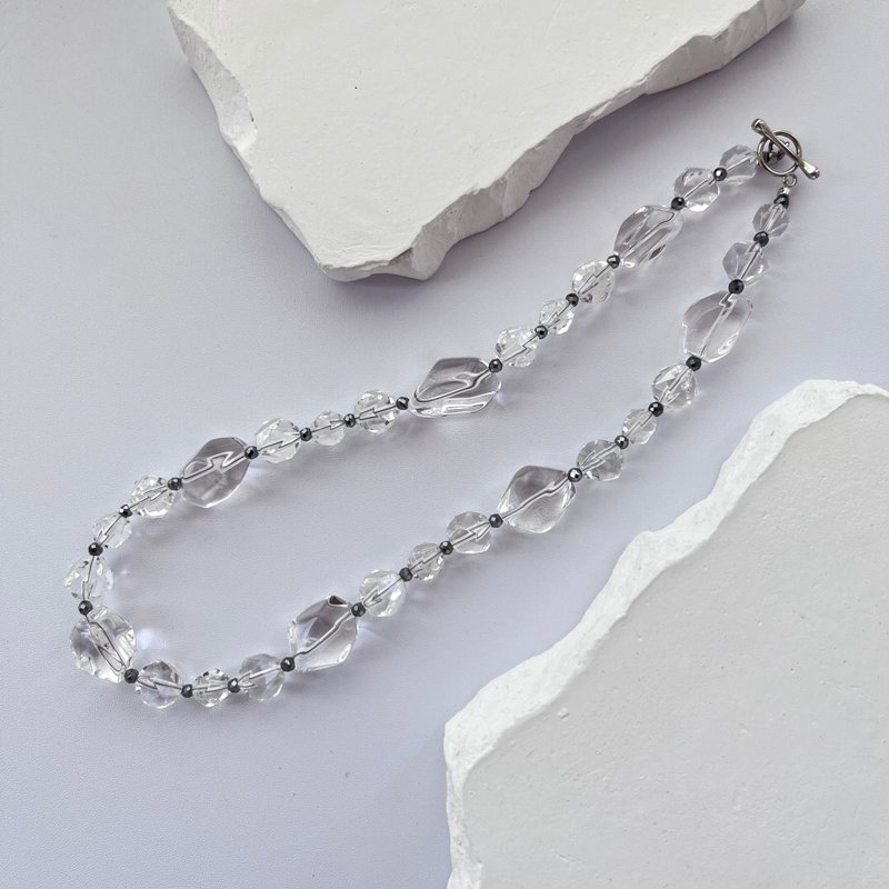 Quartz Necklace - สร้อยคอ - คริสตัล สีใส