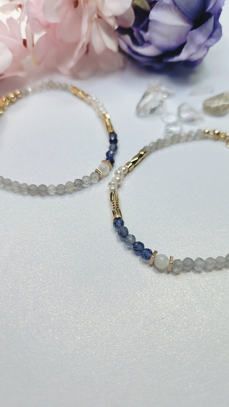 Tender Bloom [Blue] - Iolite & Grey Moonstone Delicate Gemstone Bracelet - Bracelets - Semi-Precious Stones Blue
