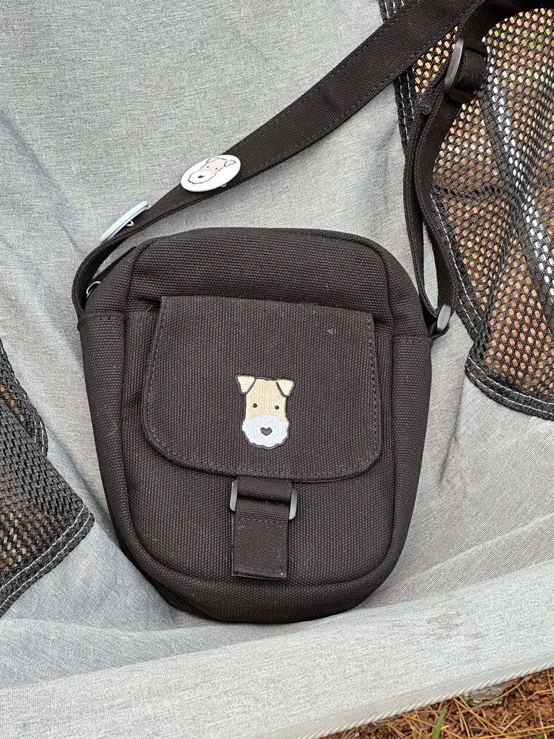 Wirefoxterrier 剛毛獵狐梗 帆布手機包 - 側背包/斜背包 - 棉．麻 黑色