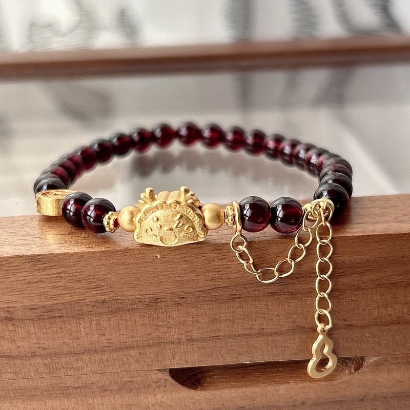 Natural raw ore Stone ancient method gold good luck dragon man dumpling design single circle bracelet s - Bracelets - Crystal Red