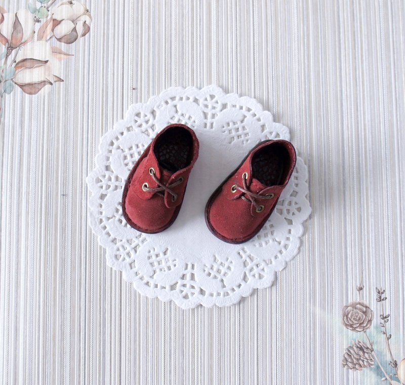 Paola Reina boots burgundy color, Doll shoes, Doll footwear, Shoes for Paola - ตุ๊กตา - หนังแท้ สีแดง