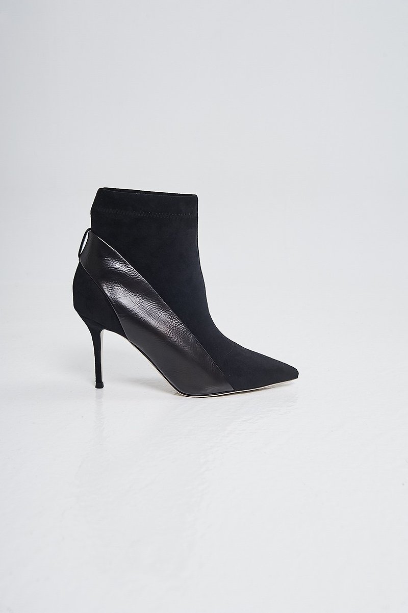 Elastic leather short tube stiletto boots black - รองเท้าบูทสั้นผู้หญิง - หนังแท้ สีดำ