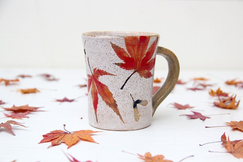 Maple Leaf Mug - Mugs - Pottery 