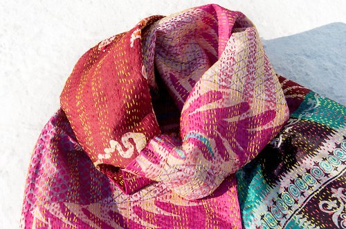 omhandmade 手工縫紗麗布絲巾/絲綢刺繡圍巾/印度絲綢刺繡絲巾-南美洲花朵