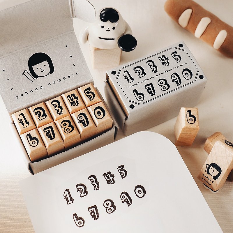 A Box of Numbers - Tiny Stamp - ตราปั๊ม/สแตมป์/หมึก - ไม้ สีนำ้ตาล