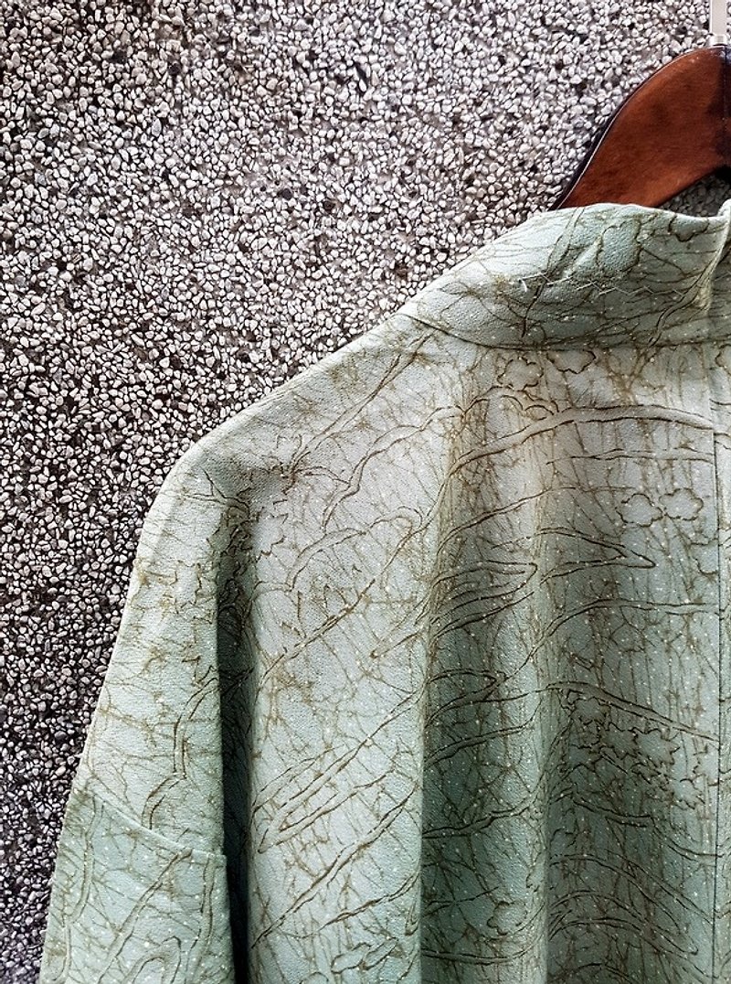 タートルGege  - 日本の伝統的なスタイルのハンドルと手縫いの羽の模様織り着物ジャケット - ジャケット - コットン・麻 