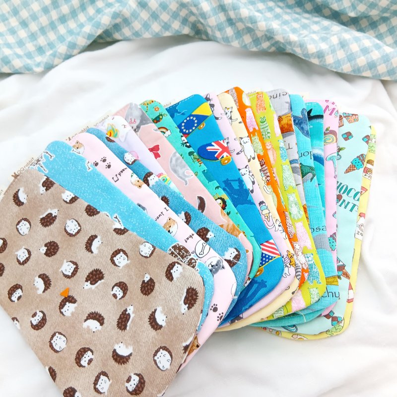 Japanese new cloth - 22 styles available. Reversible cotton handkerchief with clip. Name can be embroidered - ผ้ากันเปื้อน - ผ้าฝ้าย/ผ้าลินิน หลากหลายสี