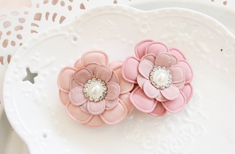 Flowers flowers of French clip - Hair Accessories - Polyester Pink