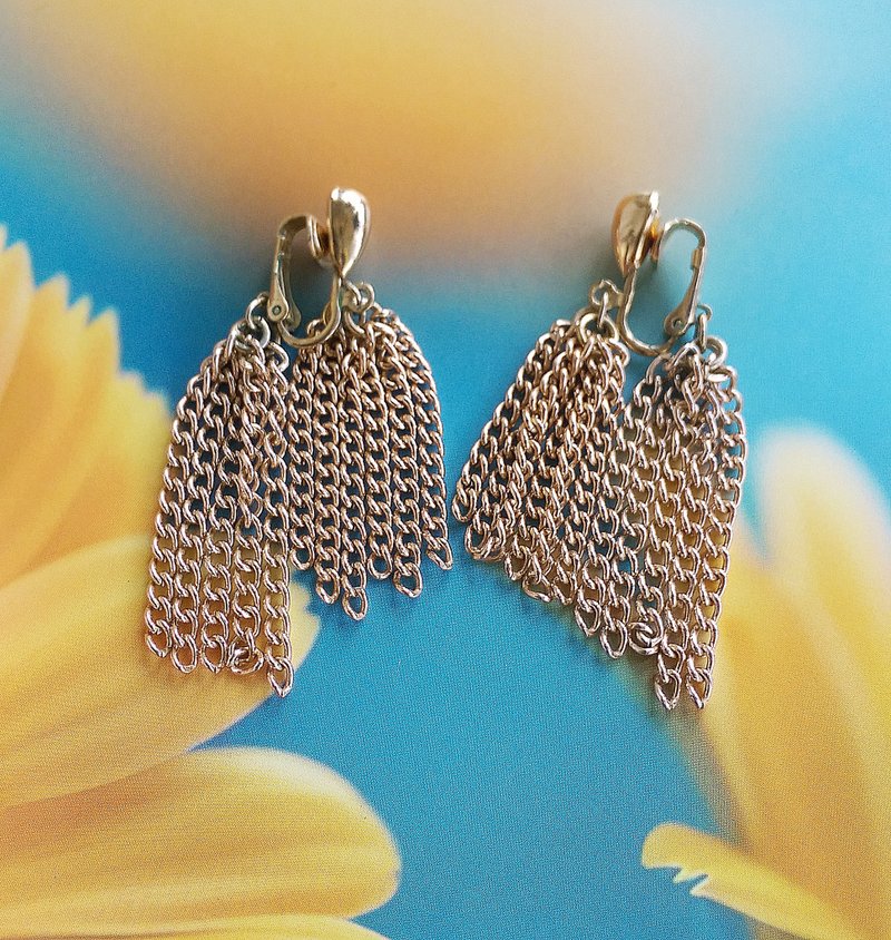 Vintage Jewelry 西洋古董飾品 SARAH COV 前後錯位流蘇 夾式耳環 - 耳環/耳夾/耳骨夾 - 其他金屬 金色