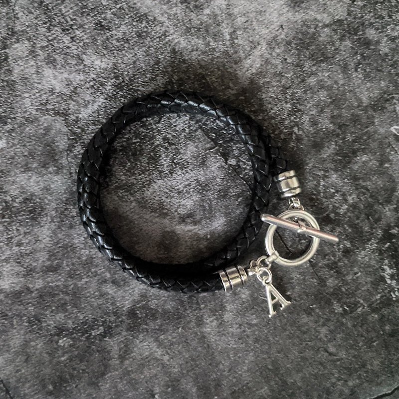 Letter chain double-circle anti-allergic antique silver buckle black cowhide braided leather cord with 38 pendants - สร้อยข้อมือ - หนังแท้ สีดำ