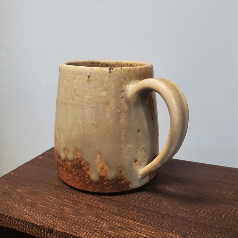 Wood-fired pottery mug/coffee cup - แก้วมัค/แก้วกาแฟ - ดินเผา สีดำ