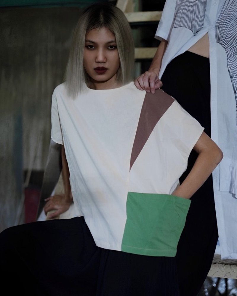 White Green Shirt_Deckmethailand - 女 T 恤 - 棉．麻 