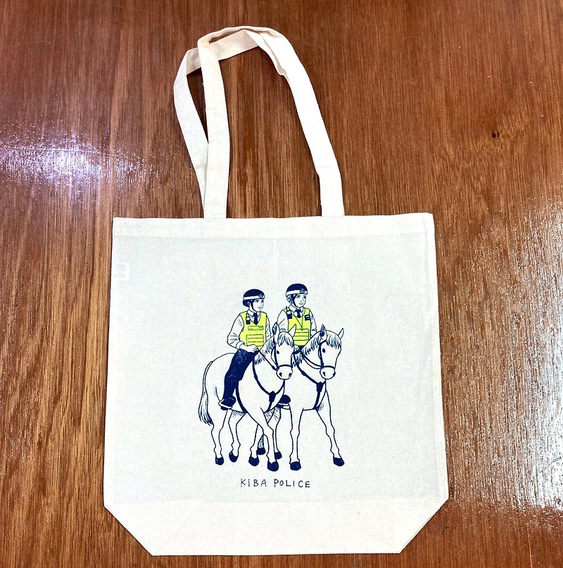 The mounted police officers in front of Buckingham Palace - Handbags & Totes - Cotton & Hemp White
