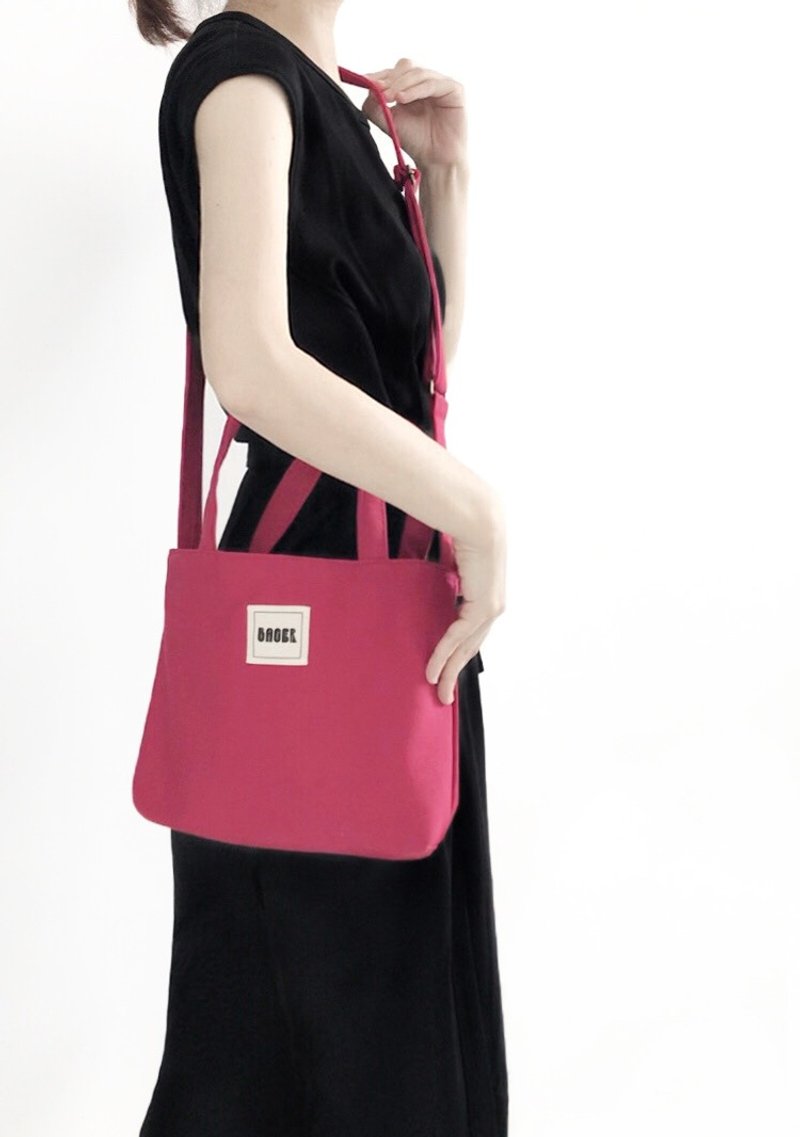 Simple and lightweight 2way daily crossbody tote bag/ Peach - กระเป๋าแมสเซนเจอร์ - วัสดุอื่นๆ สึชมพู