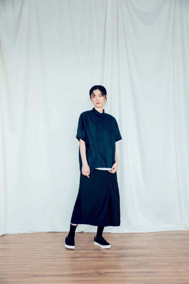 無垠維度 單片斜釦褲裙 (黑/灰) Organic Cotton & Recycle - 長褲/短褲 - 棉．麻 黑色