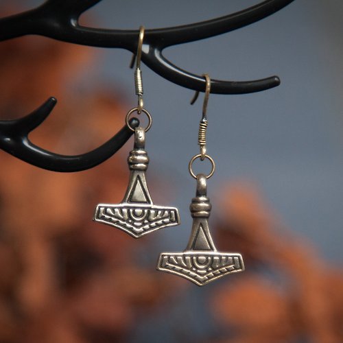 NorthernPath Thor hammer earrings. Viking jewelry. Mjolnir earrings. Handmade earrings. Pagan