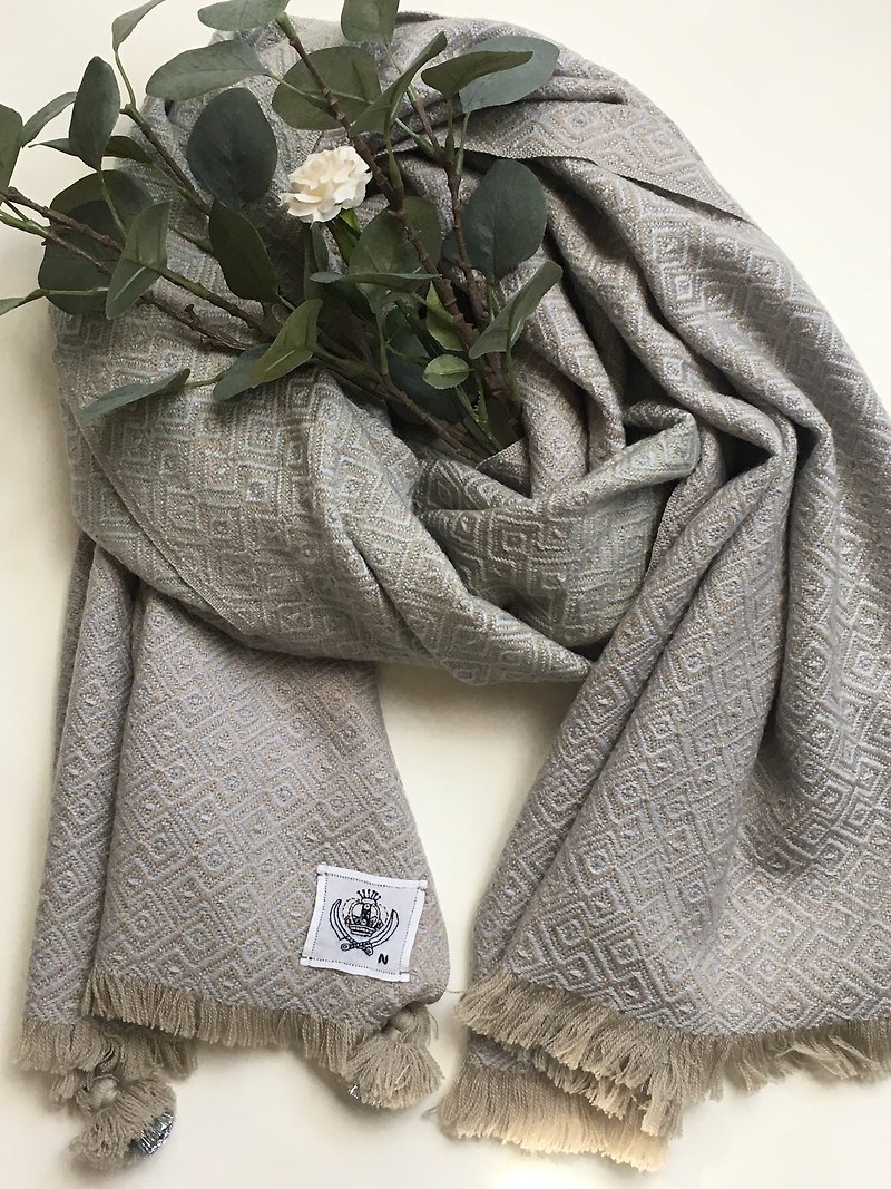 100% Soft Wool hand woven shawl - Scarves - Other Materials Gray