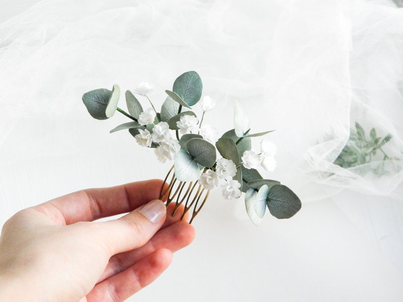 Flowers wedding hair comb Eucalyptus hair comb Greenery hair piece for bride - Hair Accessories - Plants & Flowers Green