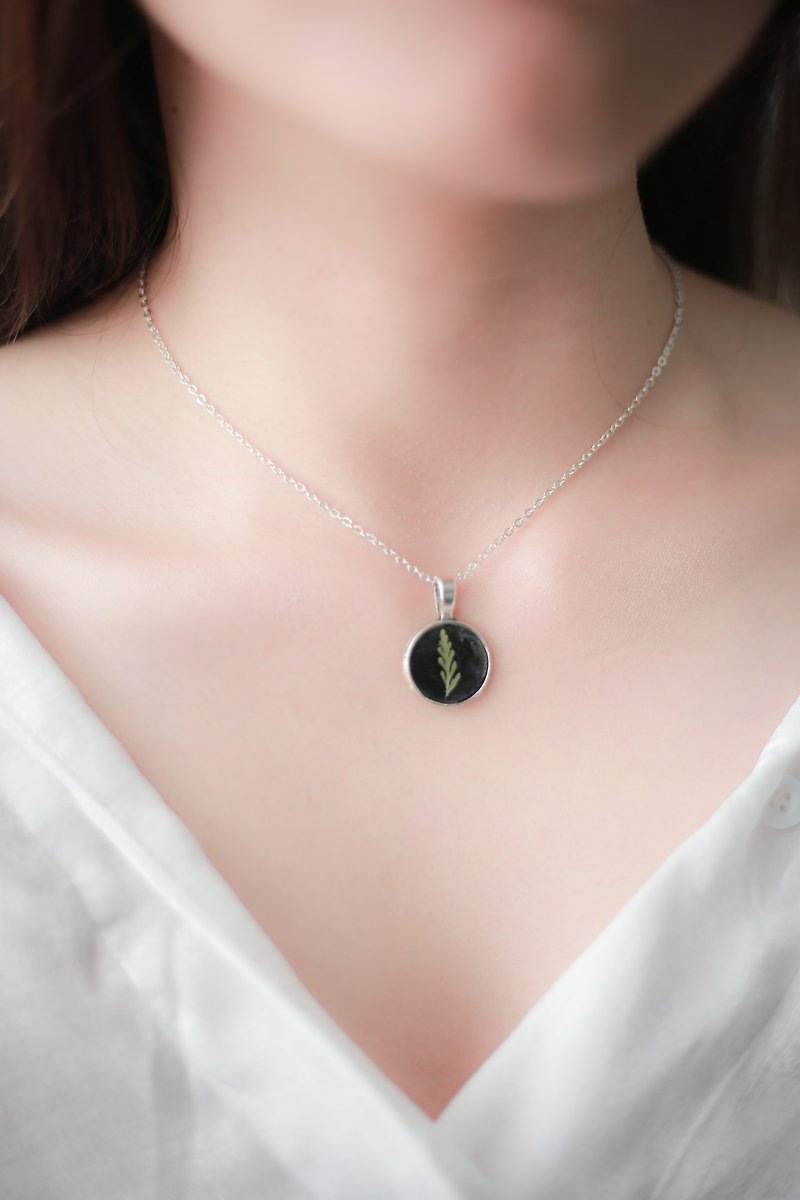 Fern Necklace18 mm (sliver color) - 項鍊 - 植物．花 綠色