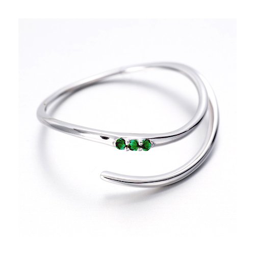 Majade Jewelry Design 祖母綠戒指 綠寶石白金戒指 清新極簡金飾女戒 優雅綠色白金戒指