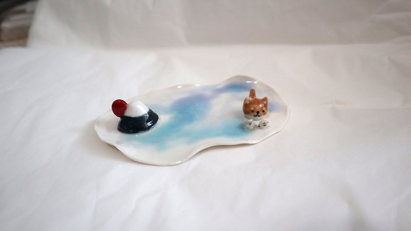 Container - Mt. Fuji dish - Small Plates & Saucers - Porcelain Multicolor