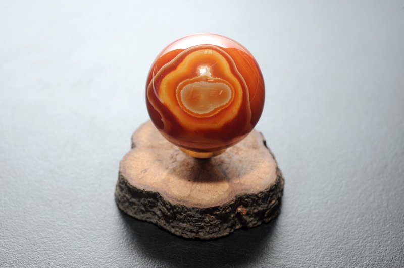 纏絲瑪瑙(Sardonyx) 礦石/水晶/靈修/開運/招財/避邪/血液循環 - 擺飾/家飾品 - 水晶 