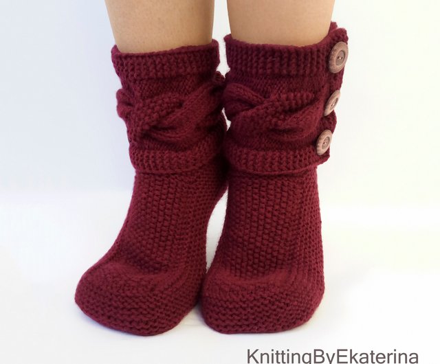 boots bed socks