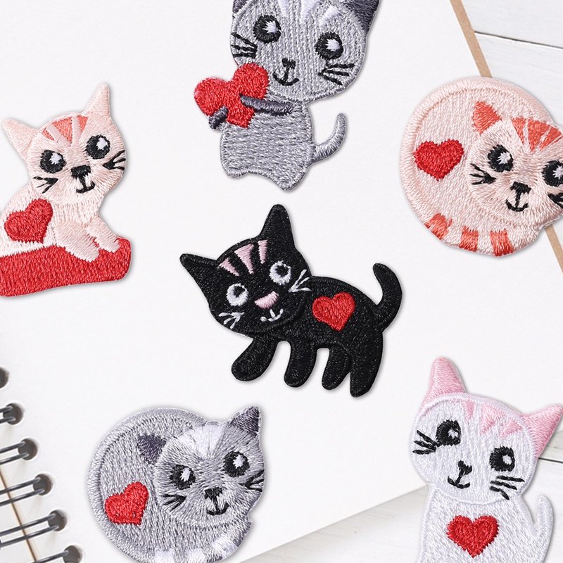 【刺繡布貼】Dear Zoo 小貓咪 (十六款) - 貼紙 - 繡線 