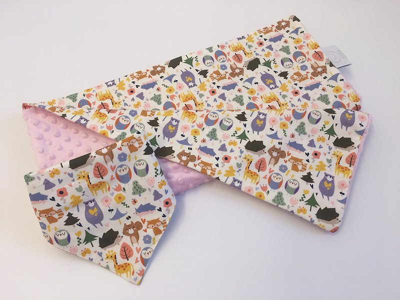 Hush Baby Handmade Receiving Blanket (Cute Animal+Pink or Turquoise) - ผ้าปูที่นอน - วัสดุอื่นๆ หลากหลายสี