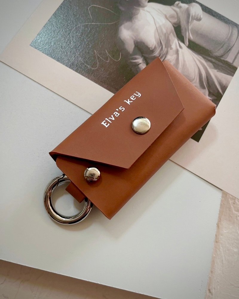 Minimalist style small leather pouch / keybag / coin bag _Butter - ที่ห้อยกุญแจ - หนังแท้ สีนำ้ตาล