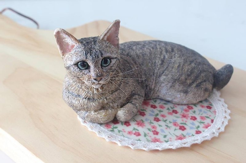 Pet Doll 8-10 cm ( cat ) can be used as ornaments handmade custom - อื่นๆ - ดินเหนียว หลากหลายสี