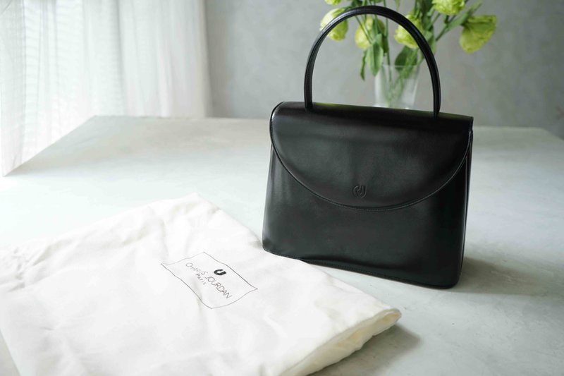 Treasure hunting retro antique bag-charles jourdan black shiny leather three-dimensional hard shell portable small square bag - กระเป๋าถือ - หนังแท้ สีดำ