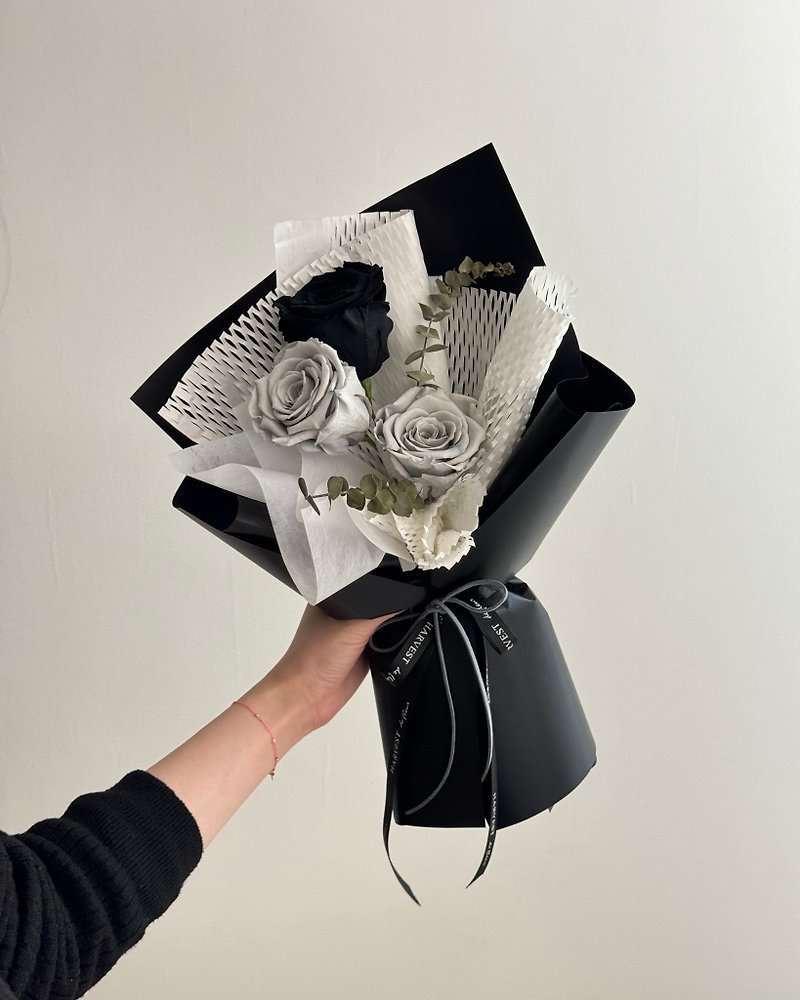 Ecuador Roses Preserved Bouquet*With Bag* - Dried Flowers & Bouquets - Plants & Flowers Gray