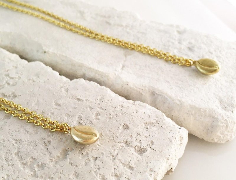 Coffee beans ◇ Brass pendant - Necklaces - Other Metals Gold
