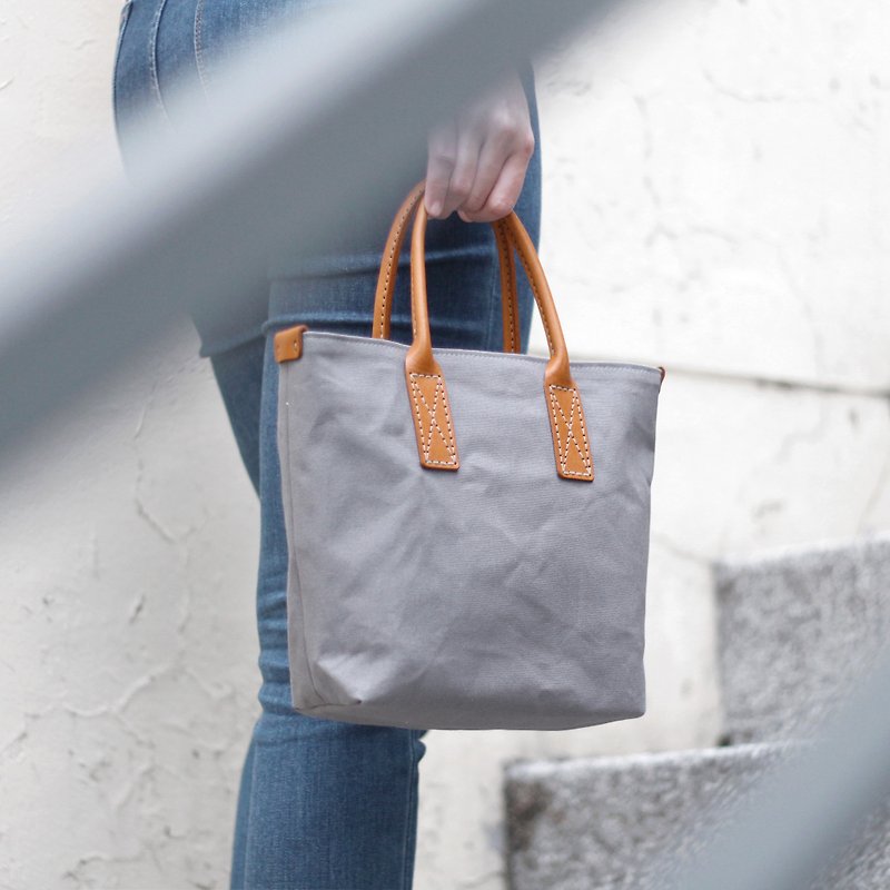 Carry-on small bag tote/handbag/Japanese canvas-elephant gray - Clutch Bags - Cotton & Hemp Gray