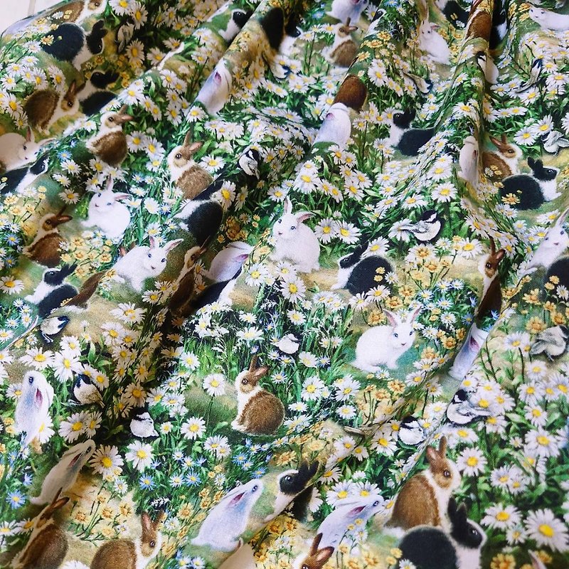 【Made to order】Cute bunny and flowers skirt / made in JAPAN / USA fabric - กระโปรง - ผ้าฝ้าย/ผ้าลินิน สีเขียว