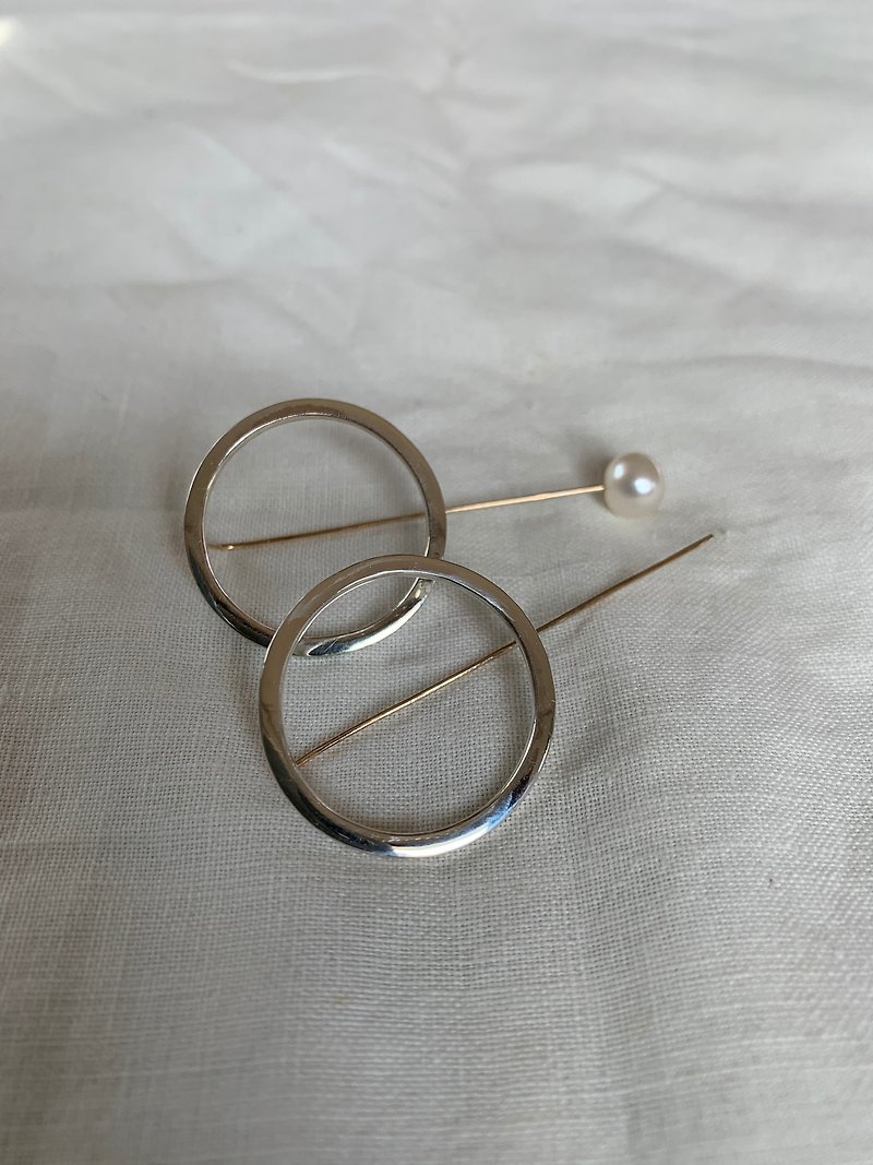 大きい輪のパールキャッチピアス - 耳環/耳夾 - 銀 銀色