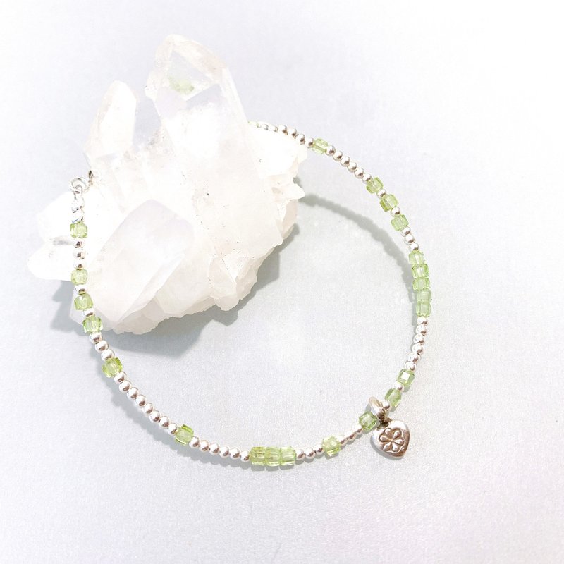 Ops Peridot silver bracelet -方糖/橄欖石/綠色/細緻/簡約/手鍊 - 手鍊/手環 - 銀 綠色