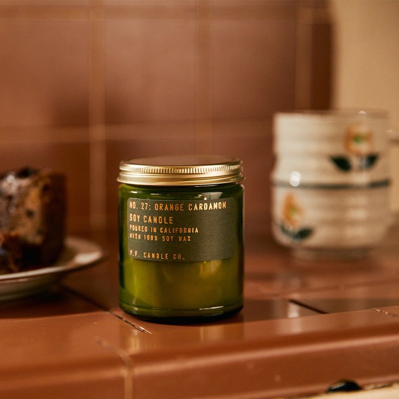 PF Candle CO. American Handmade Scented Candle 7.2oz Citrus Cardamom (Christmas Limited) - เทียน/เชิงเทียน - ขี้ผึ้ง 