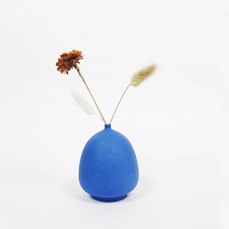 简约北欧彩色手工磨砂花器 - 蓝紫色 - 花瓶/花器 - 瓷 藍色