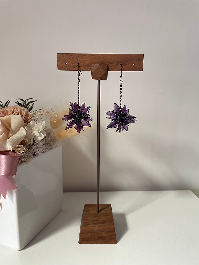 Purple-black pointed flower ball resin earrings-ear hook #11 - ต่างหู - เรซิน สีม่วง