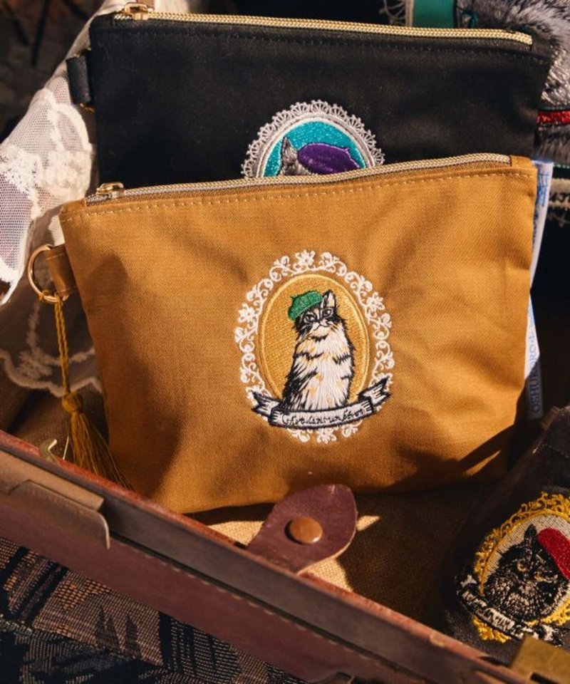 【熱門預購】戴帽子的貓電繡收納包 (3色) LCEP6105 - 化妝包/收納袋 - 其他材質 