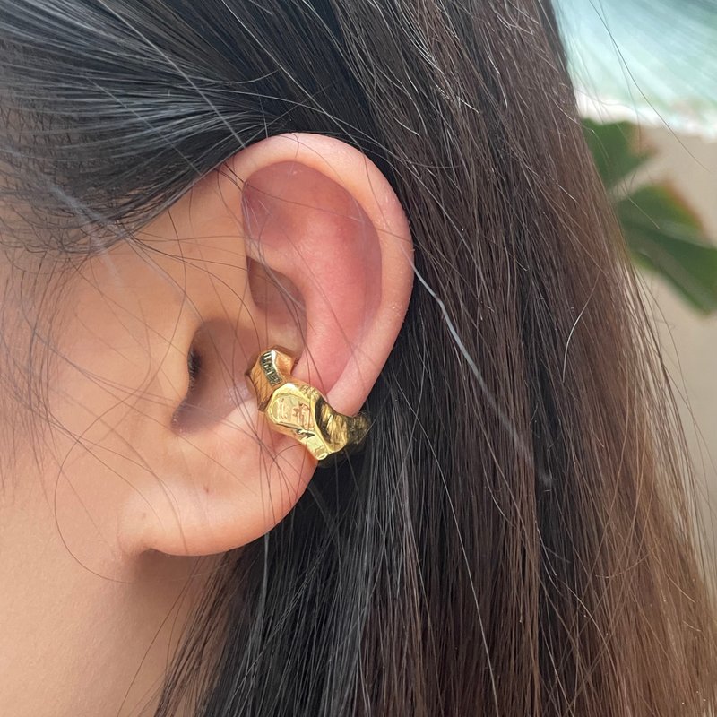 DATE. 09/04/21. Meteor - Lost Stars Ear Cuff (18K Gold Plated) - ต่างหู - ทองแดงทองเหลือง สีทอง