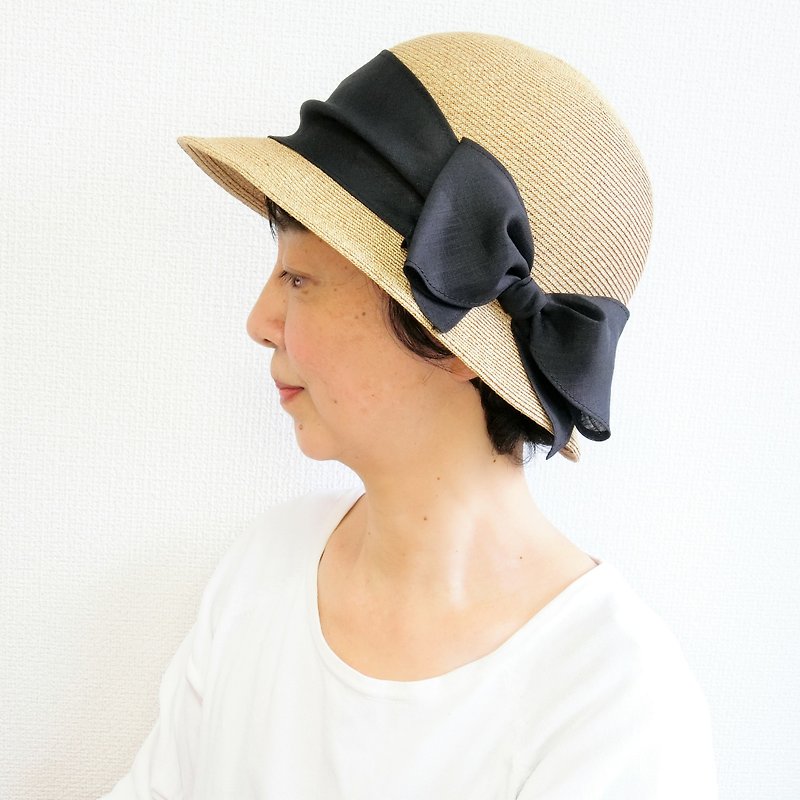 large sized cloche with wide black ribbon - Hats & Caps - Other Materials Brown