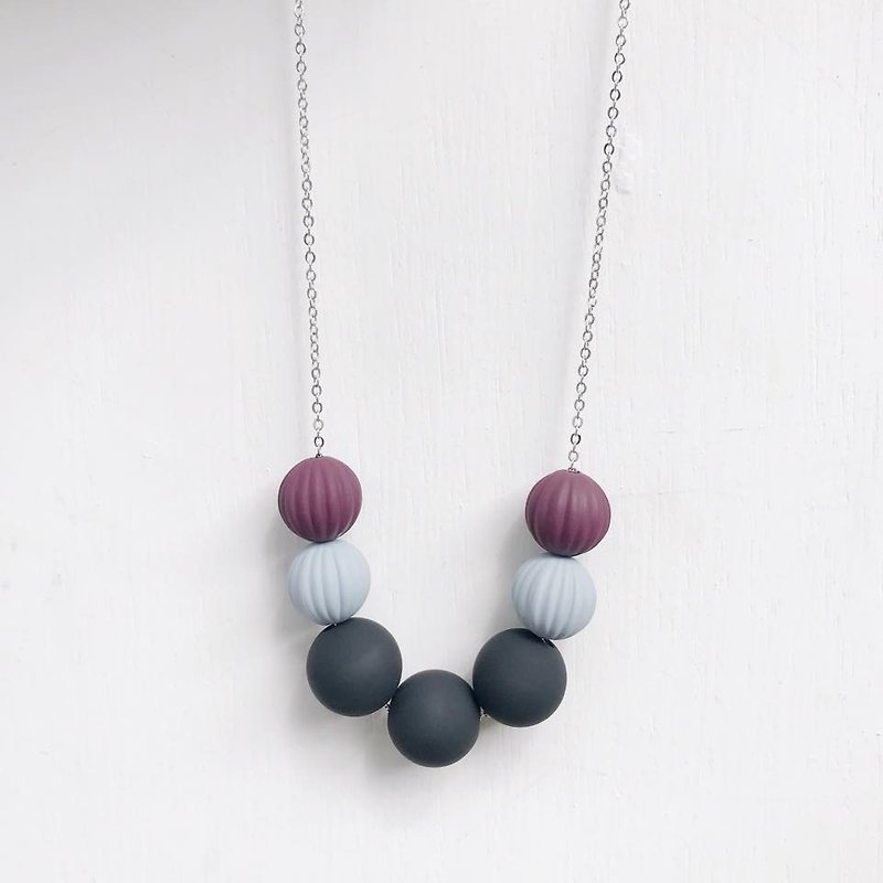 Deep Red Naby Blue Grey Wooden Ball Necklace Birthday Gift Bridesmaid Gift - Chokers - Plastic Black