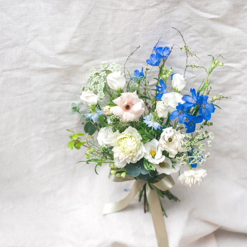日系水色鮮花捧花 | 可客製 | 新娘捧花 | 婚禮捧花 - 乾燥花/永生花 - 植物．花 藍色