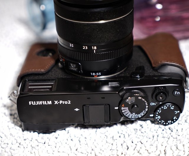 Fujifilm XPRO2用本革オープンボトムベースリストストラップ