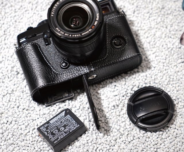 Fujifilm XPRO2用本革オープンボトムベースリストストラップ